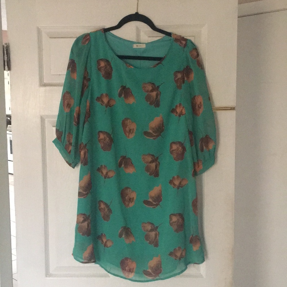 Floral turquoise dress with 3/4 sleeves